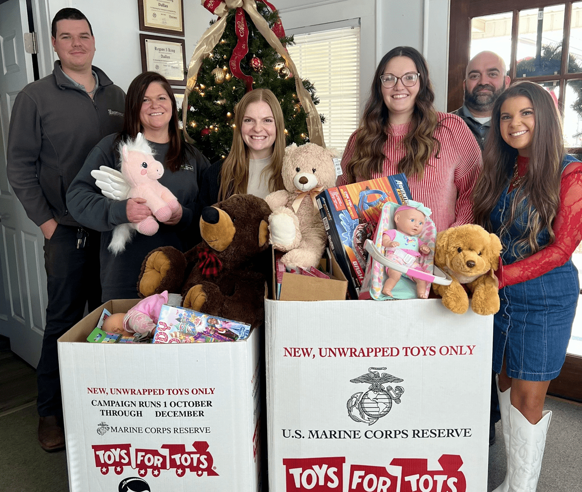 toys for tots (3)RESIZED Good Deed Team